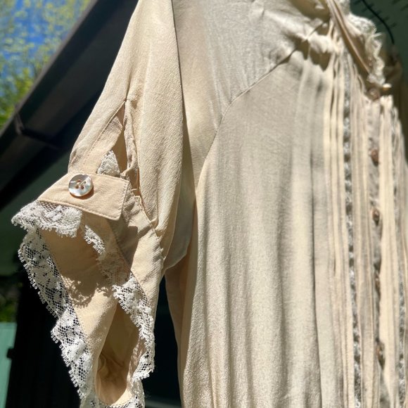 1980's Champagne Silk Barnaby Rippit Dress - Picture 2 of 6